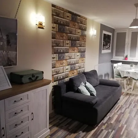 Vanilla Apartment *